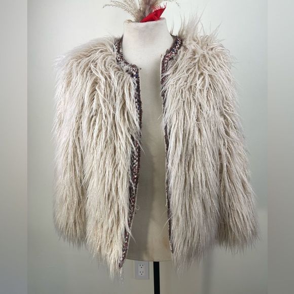 LIGHT fluffy ZARA BASICS woman’s jacket || Size Small || Zara light coat fall - Picture 13 of 13